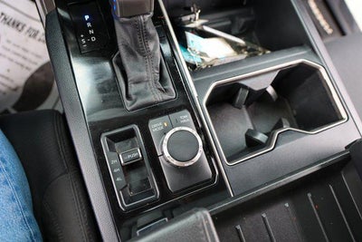 2023 Toyota TUNDRA 4X4 SR5