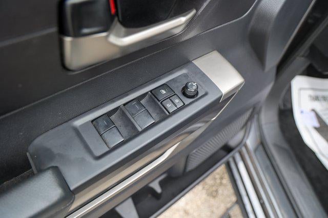 2024 Toyota TUNDRA 4X4 SR5