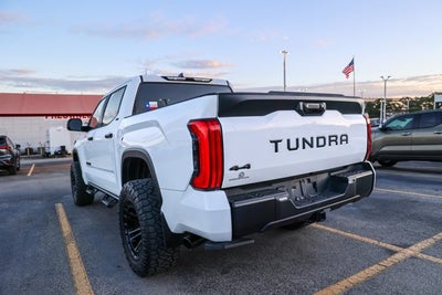 2024 Toyota Tundra 4WD SR5