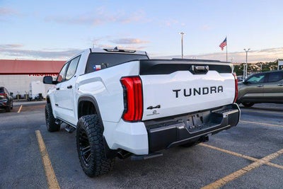 2024 Toyota TUNDRA 4X4 SR5