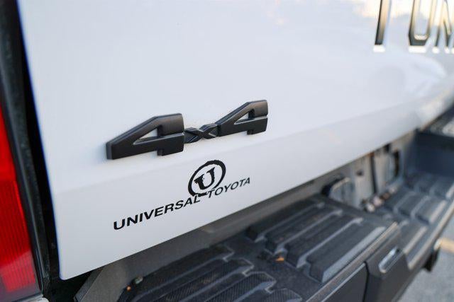 2024 Toyota TUNDRA 4X4 SR5