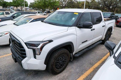 2025 Toyota TUNDRA 4X4 SR5