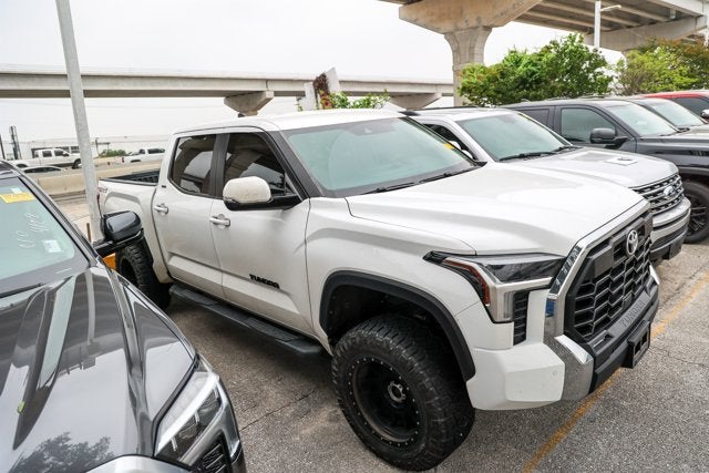 2024 Toyota Tundra 4WD SR5