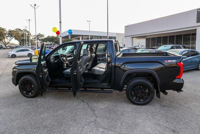 2024 Toyota TUNDRA 4X4 SR5