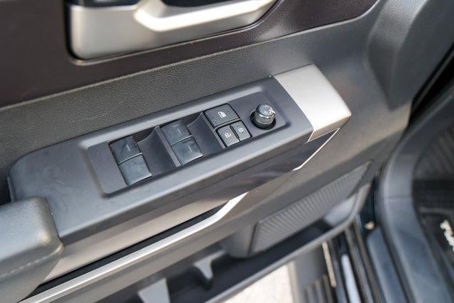 2024 Toyota TUNDRA 4X4 SR5