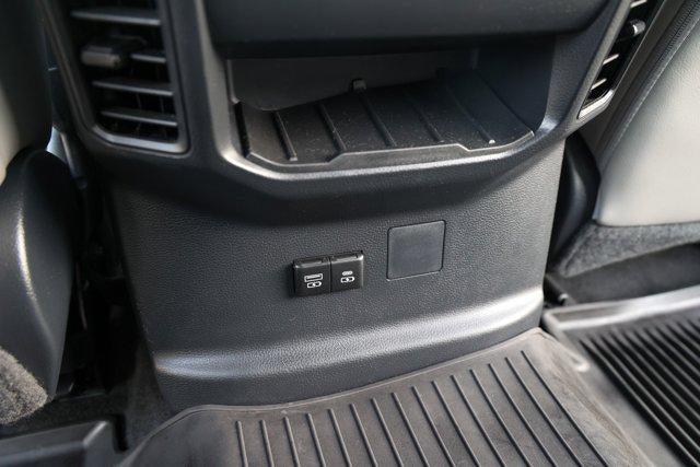 2024 Toyota TUNDRA 4X4 SR5