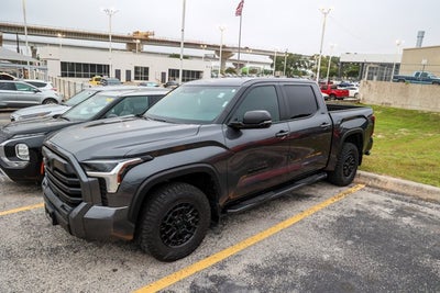 2025 Toyota Tundra 4WD SR5