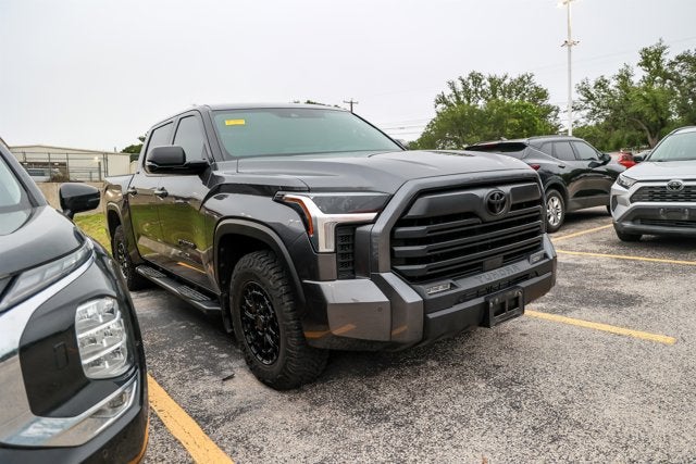 2025 Toyota Tundra 4WD SR5