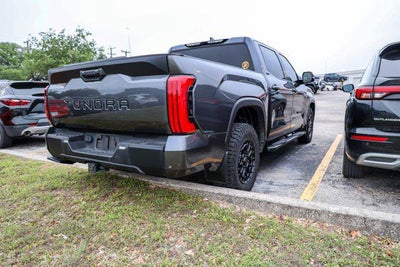 2025 Toyota TUNDRA 4X4 SR5