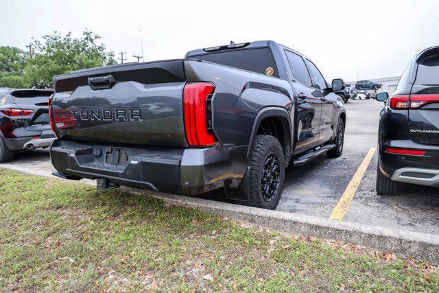 2025 Toyota TUNDRA 4X4 SR5