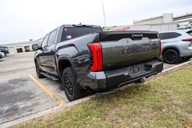 2025 Toyota TUNDRA 4X4 SR5
