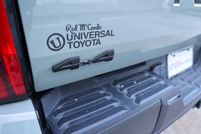 2025 Toyota TUNDRA 4X4 SR5