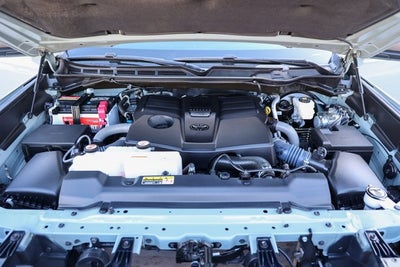 2025 Toyota TUNDRA 4X4 SR5
