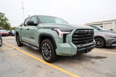 2025 Toyota Tundra 4WD SR5
