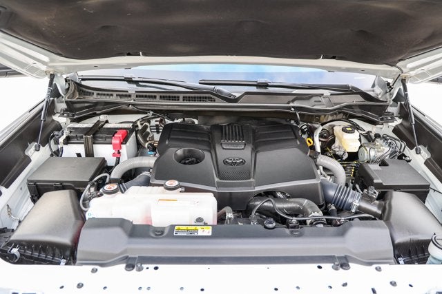 2025 Toyota TUNDRA 4X4 SR5