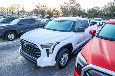 2025 Toyota TUNDRA 4X4 SR5