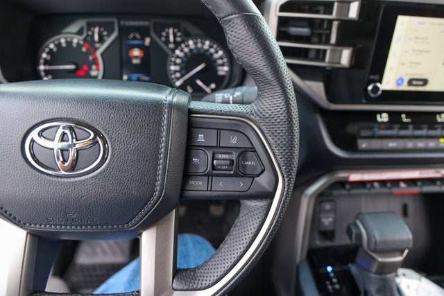 2025 Toyota TUNDRA 4X4 SR5