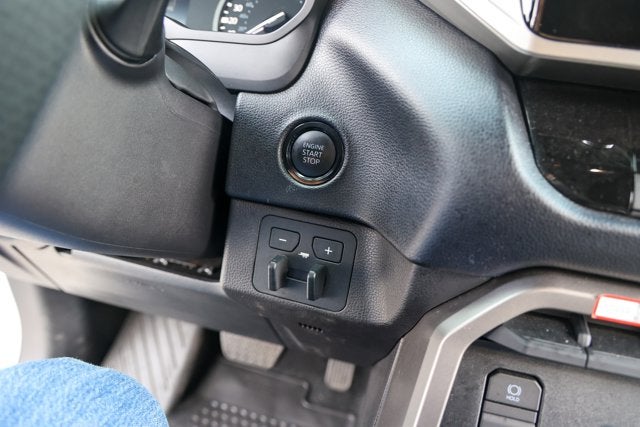 2025 Toyota TUNDRA 4X4 SR5