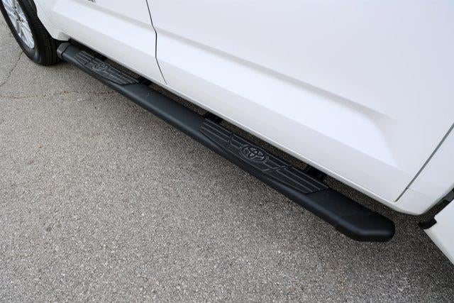 2025 Toyota TUNDRA 4X4 SR5