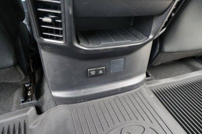 2025 Toyota TUNDRA 4X4 SR5