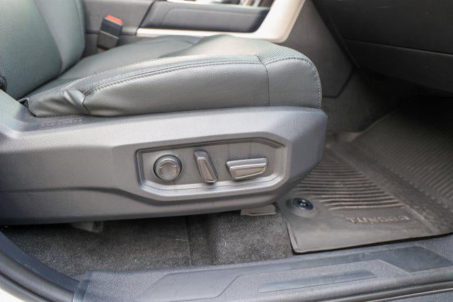 2025 Toyota TUNDRA 4X4 SR5