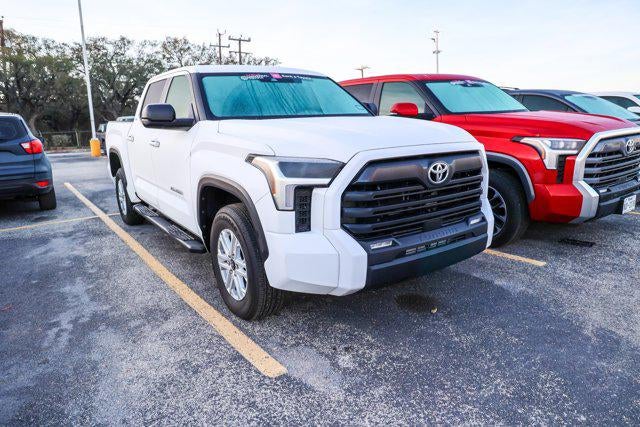 2025 Toyota TUNDRA 4X4 SR5