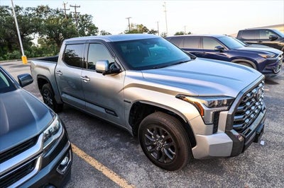 2022 Toyota Tundra Platinum