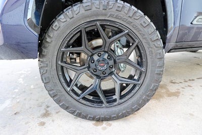 2025 Toyota TUNDRA 4X4 Platinum