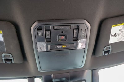 2025 Toyota TUNDRA 4X4 Platinum