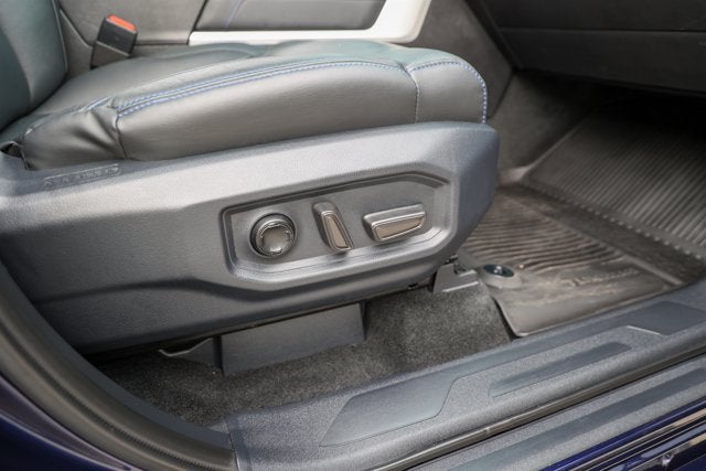 2025 Toyota TUNDRA 4X4 Platinum