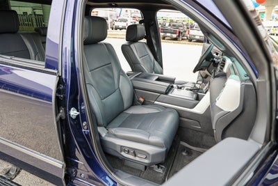 2025 Toyota TUNDRA 4X4 Platinum
