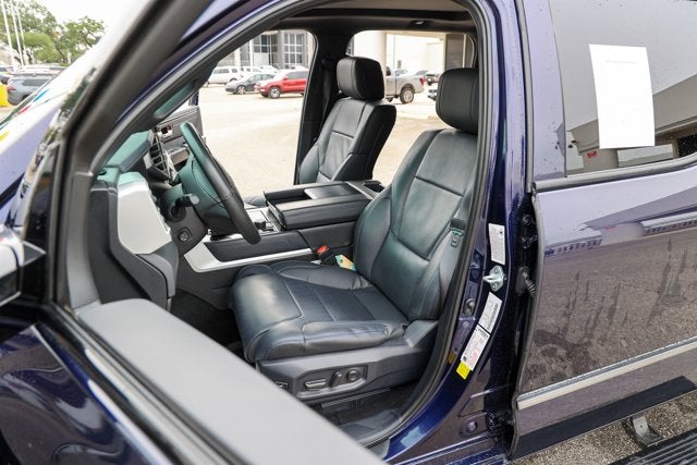 2025 Toyota TUNDRA 4X4 Platinum