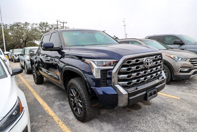 2023 Toyota TUNDRA 4X4 Platinum