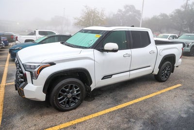 2024 Toyota TUNDRA 4X4 Platinum