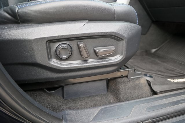 2023 Toyota TUNDRA 4X4 Platinum