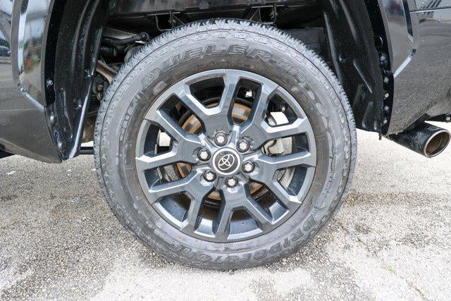 2023 Toyota TUNDRA 4X4 Platinum