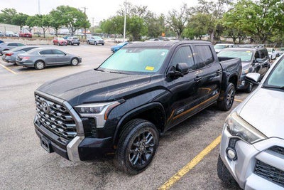 2023 Toyota TUNDRA 4X4 Platinum
