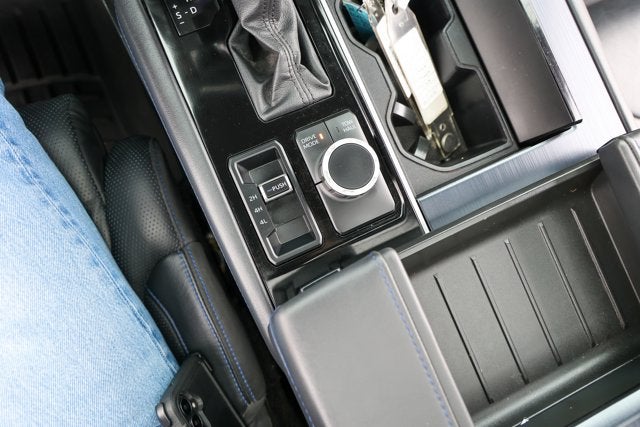 2023 Toyota TUNDRA 4X4 Platinum