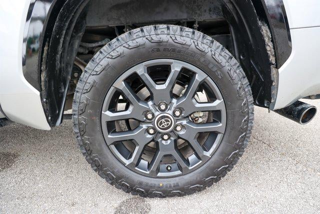 2023 Toyota TUNDRA 4X4 Platinum