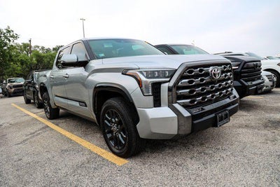 2023 Toyota TUNDRA 4X4 Platinum