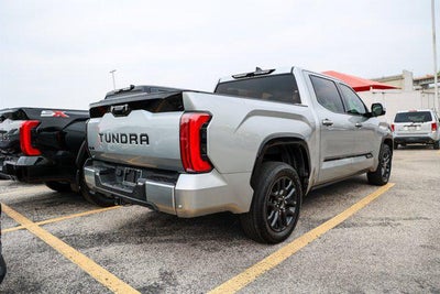 2023 Toyota TUNDRA 4X4 Platinum