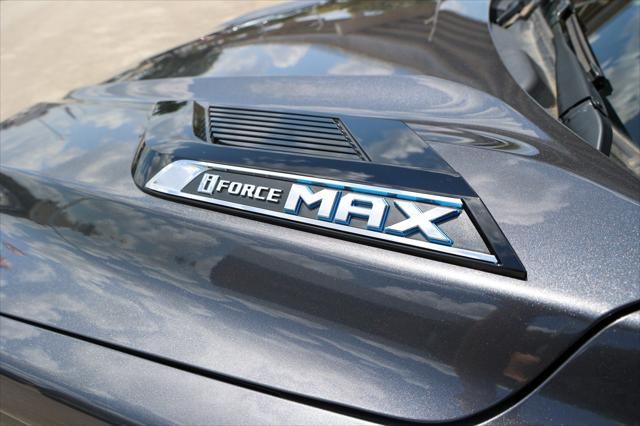 2023 Toyota Tundra i-FORCE MAX Platinum Hybrid