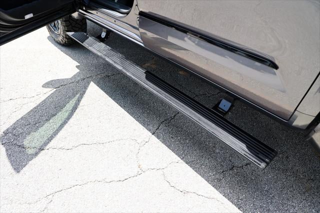 2023 Toyota Tundra i-FORCE MAX Platinum Hybrid