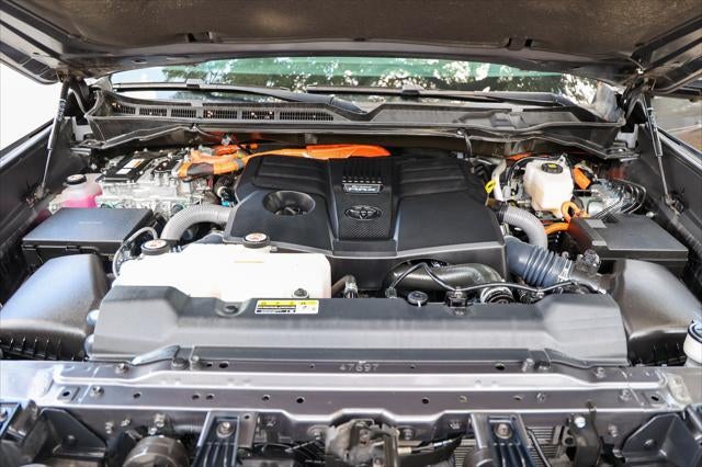 2023 Toyota Tundra i-FORCE MAX Platinum Hybrid