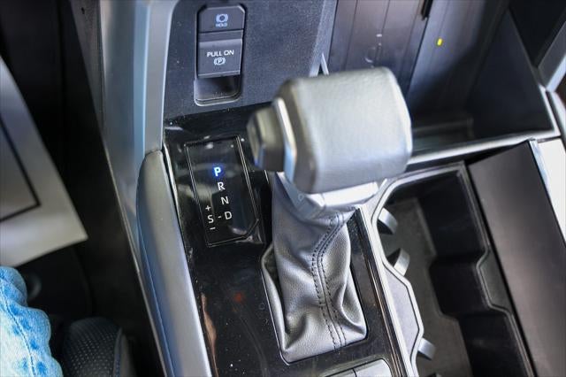2023 Toyota Tundra i-FORCE MAX Platinum Hybrid