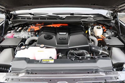 2026 Toyota Tundra i-FORCE MAX Platinum Hybrid