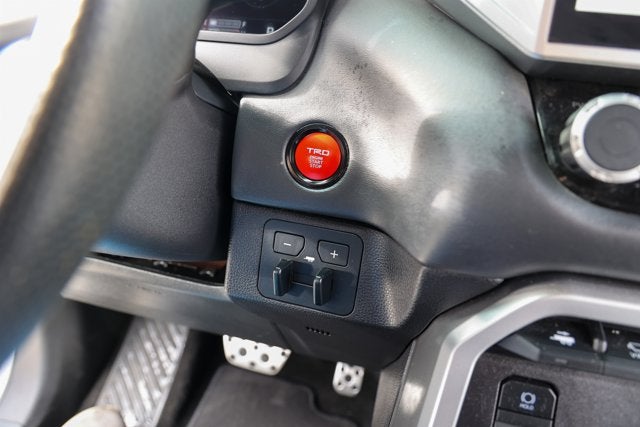 2025 Toyota TUNDRA 4X4 Platinum