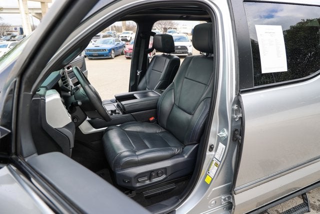 2025 Toyota TUNDRA 4X4 Platinum