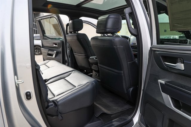 2025 Toyota TUNDRA 4X4 Platinum