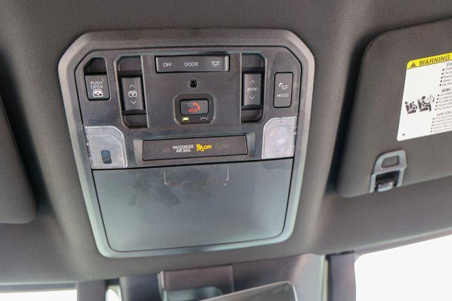 2025 Toyota TUNDRA 4X4 Platinum